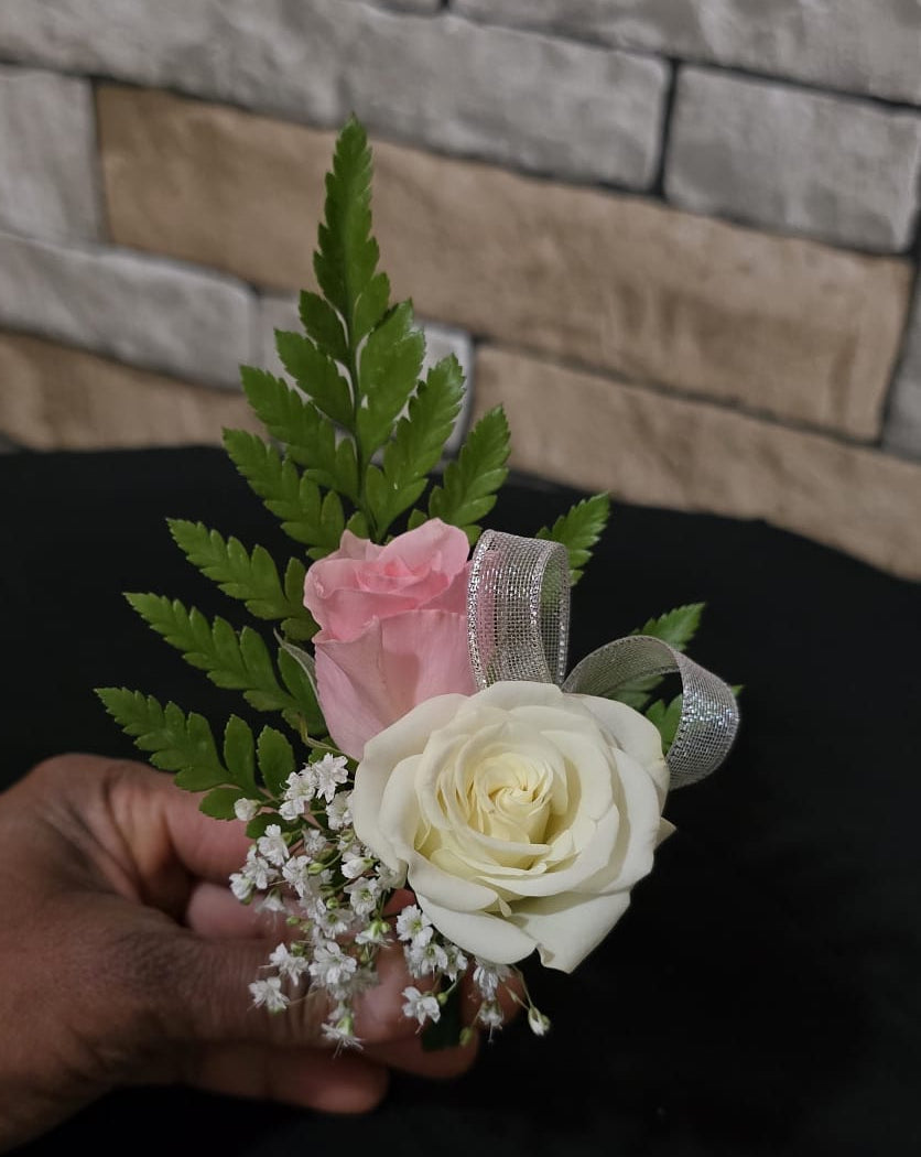 Rosé Boutonniere