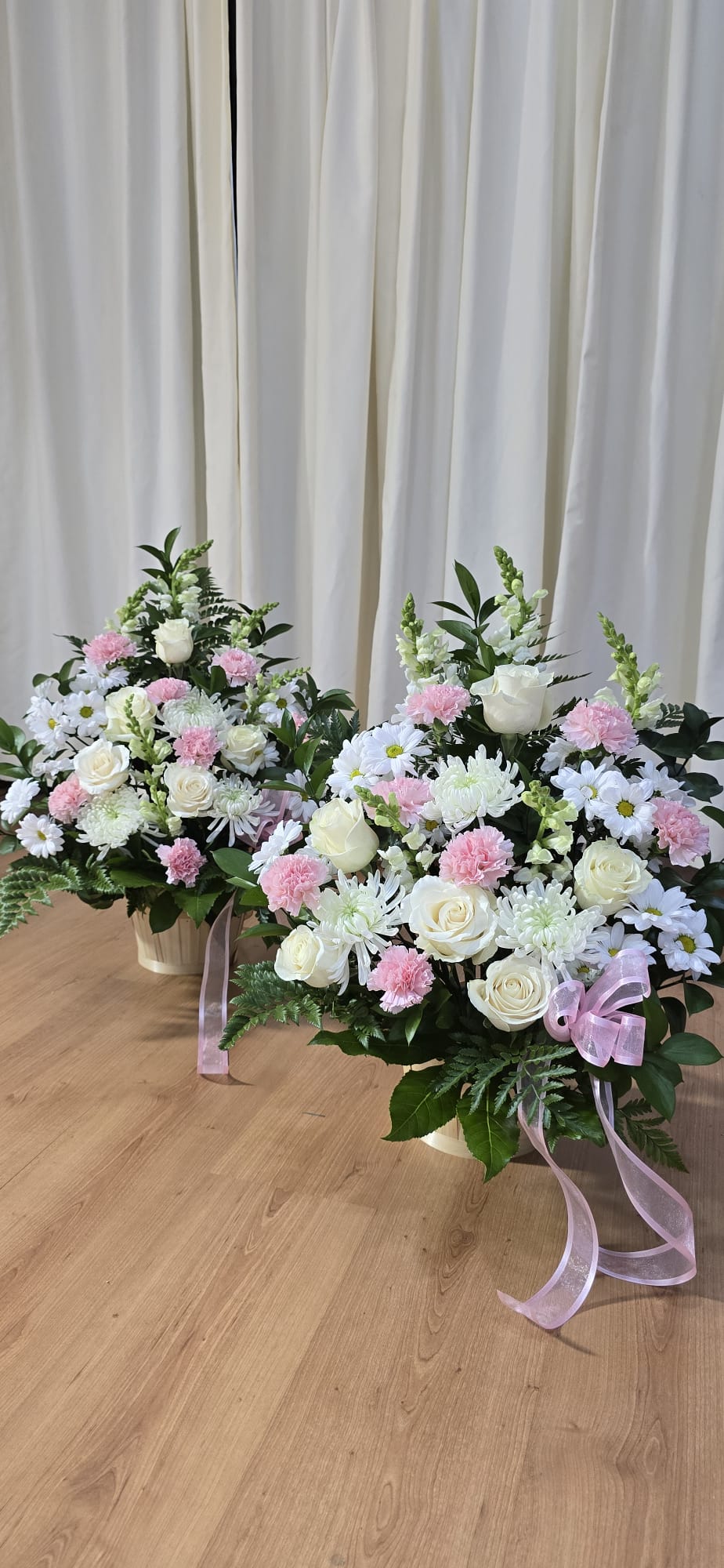Pink & White Arrangement